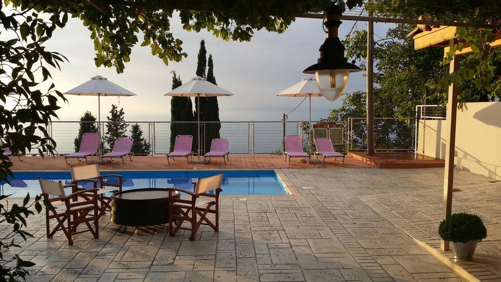 Amalia Apartments Exanthia Номер фото