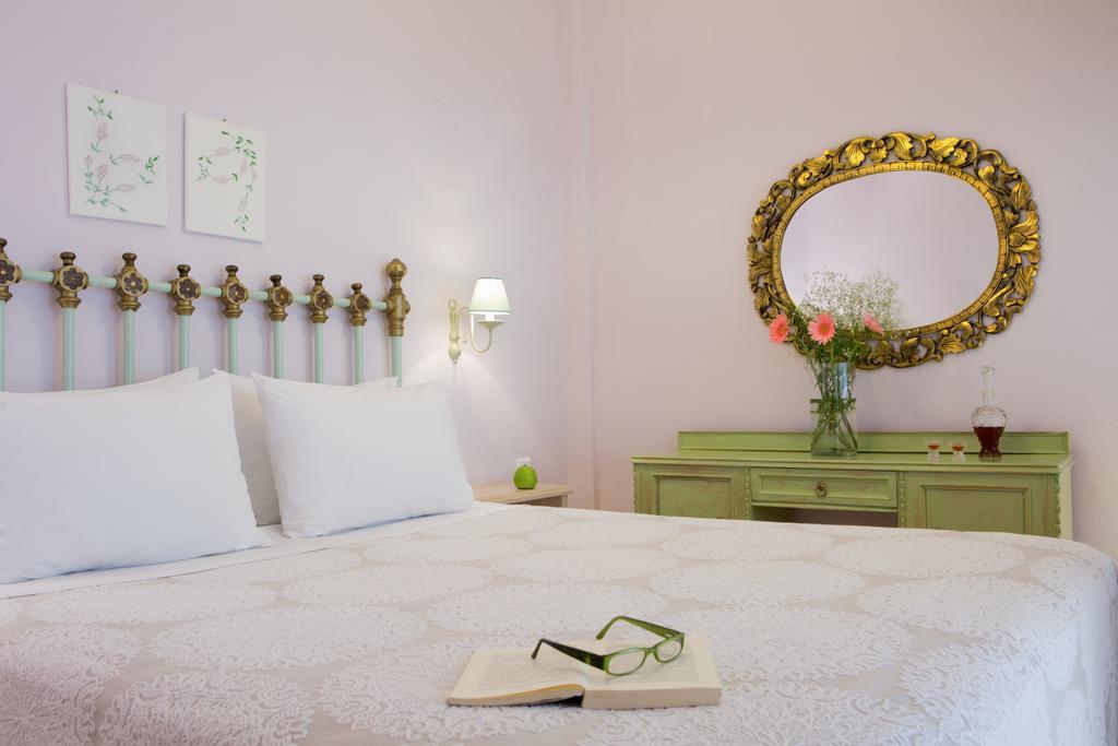 Amalia Apartments Exanthia Номер фото