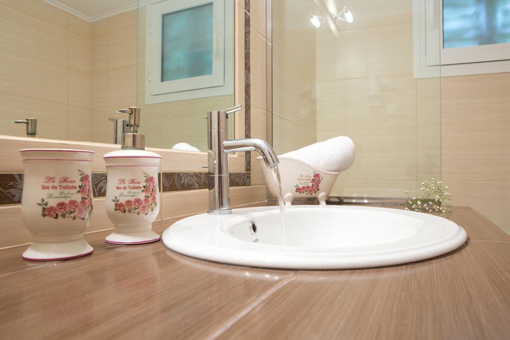 Amalia Apartments Exanthia Номер фото