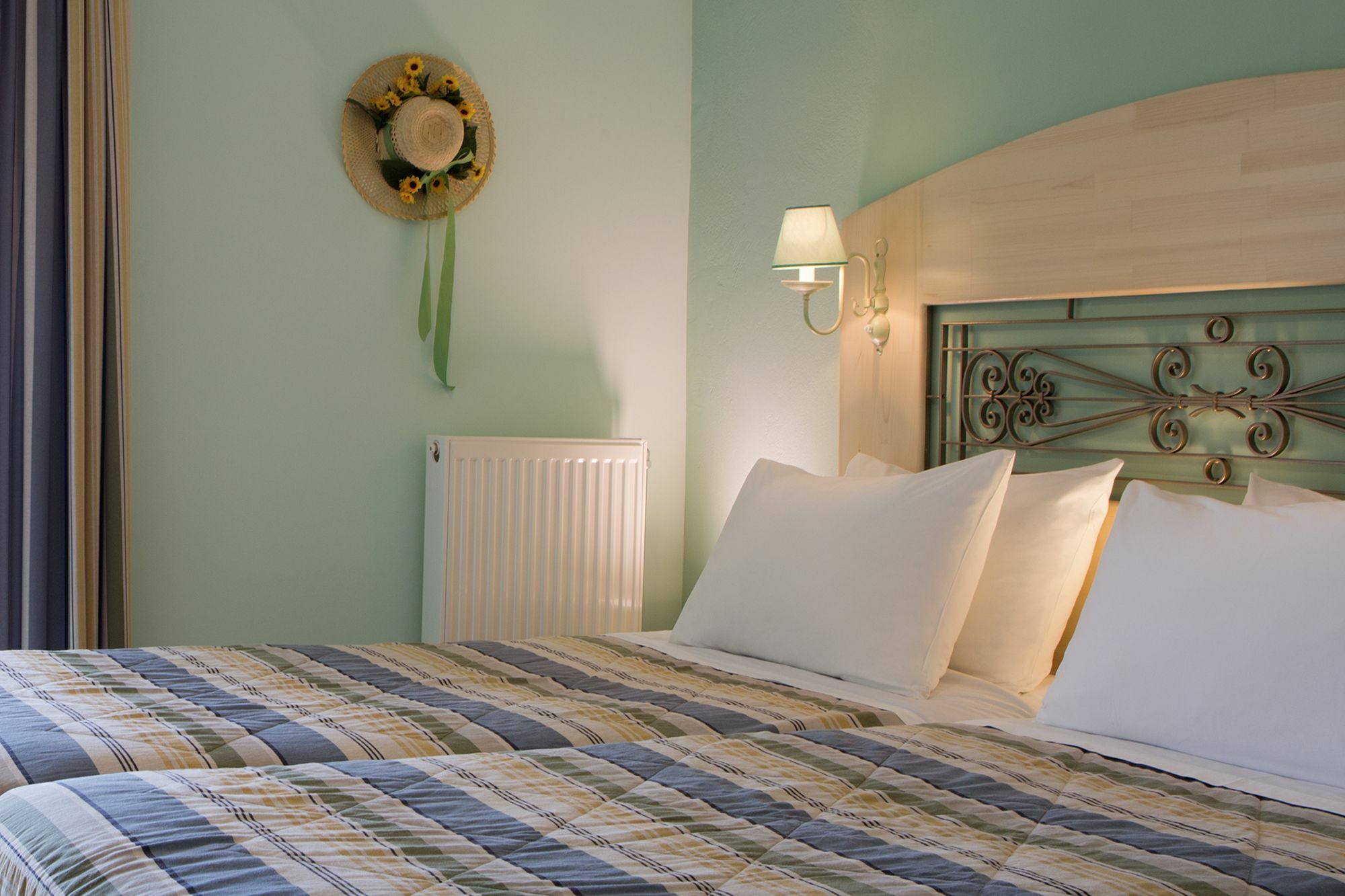 Amalia Apartments Exanthia Экстерьер фото